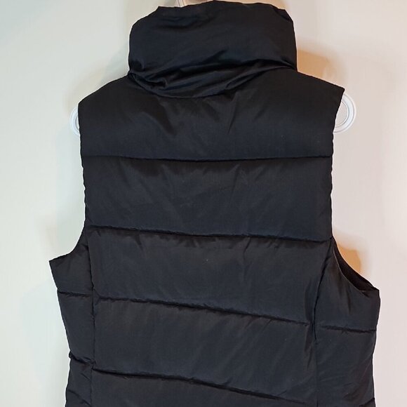 Old Navy Large Black Textured Fabric Puffer Vest - Picture 5 of 9